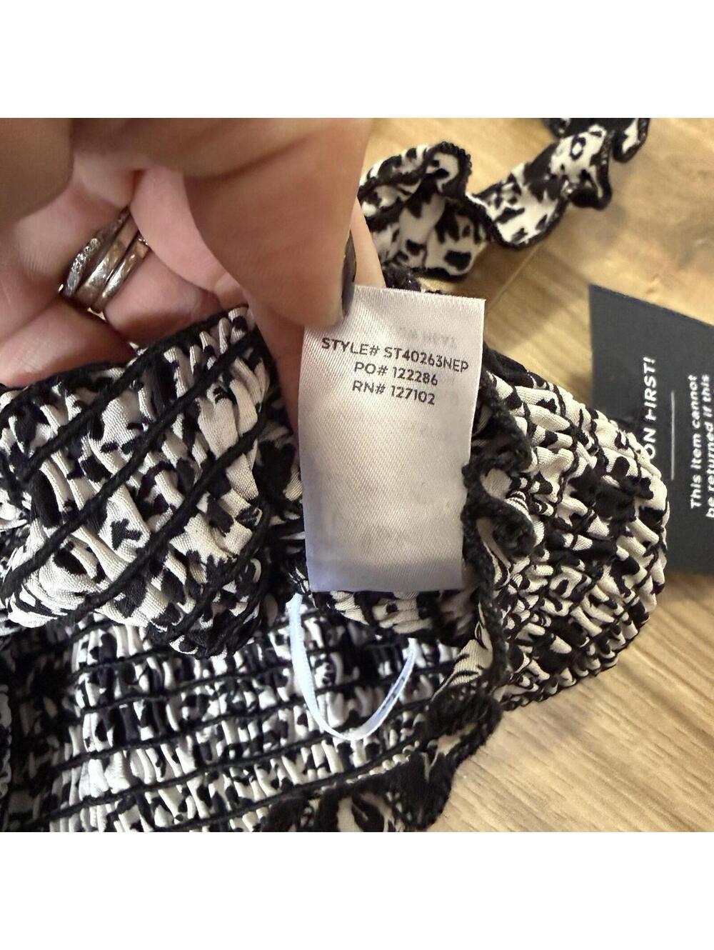 NWT Lulus Black White Floral Leopard Smocked Crop Top Tie Strap Ruffle L - Picture 6 of 7